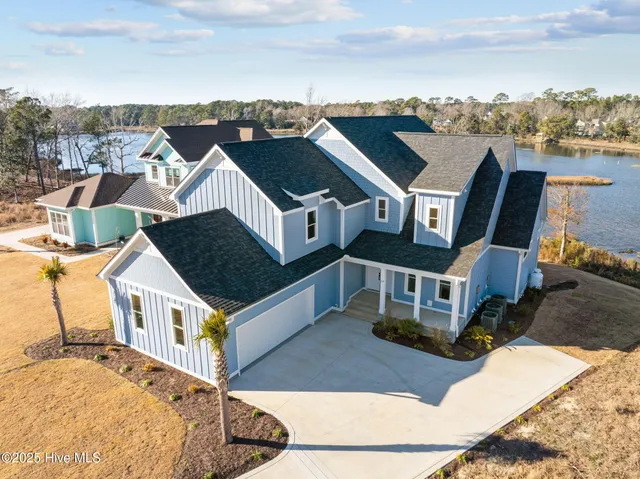 $1,499,000 | 13 East Cannon Cove, Hampstead, NC 28443