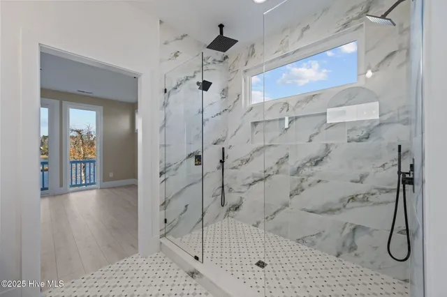 $1,459,000 | 13 East Cannon Cove, Hampstead, NC 28443