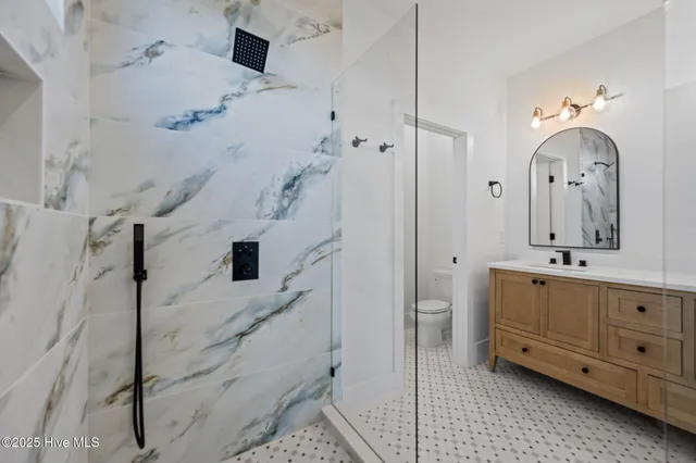 $1,459,000 | 13 East Cannon Cove, Hampstead, NC 28443