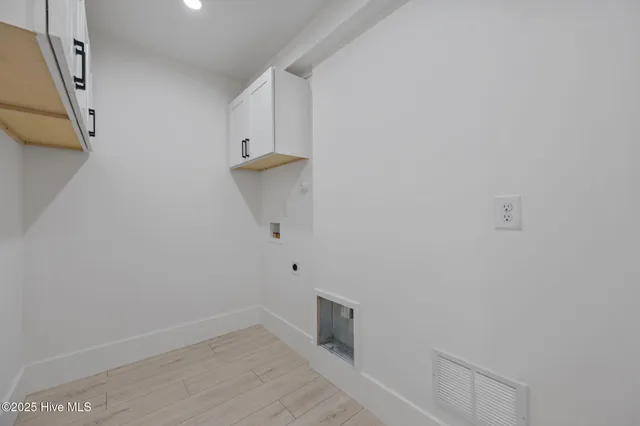 $1,499,000 | 13 East Cannon Cove, Hampstead, NC 28443