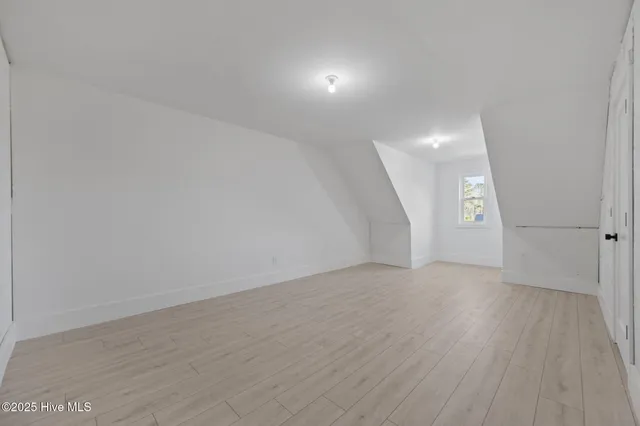 $1,459,000 | 13 East Cannon Cove, Hampstead, NC 28443