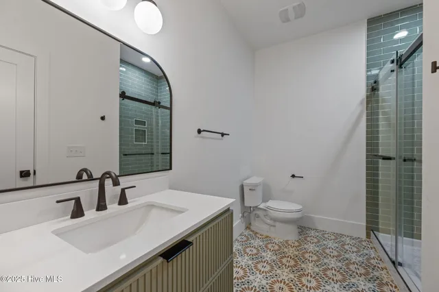 $1,459,000 | 13 East Cannon Cove, Hampstead, NC 28443