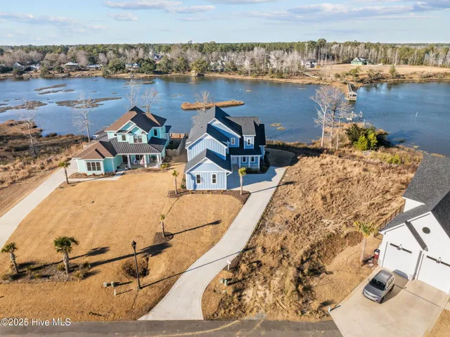 $1,499,000 | 13 East Cannon Cove, Hampstead, NC 28443