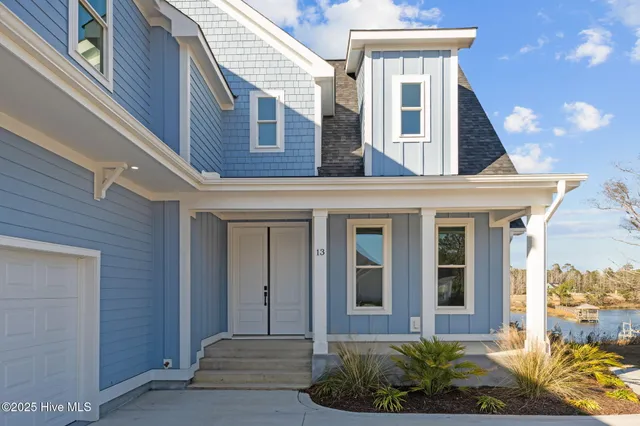 $1,499,000 | 13 East Cannon Cove, Hampstead, NC 28443