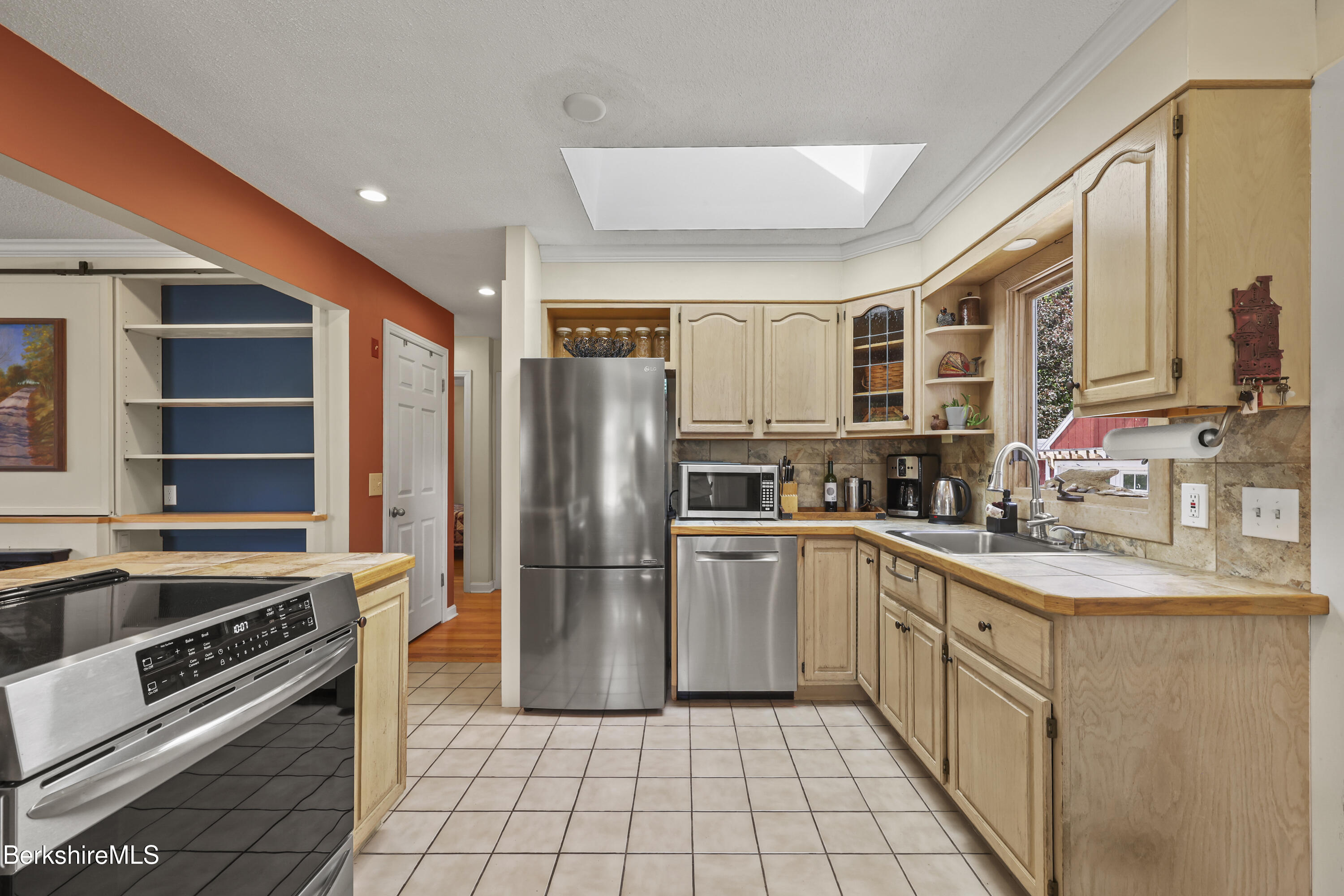 359 New Lenox Road Lenox, MA 01240 - Photo 11 of 45 kitchen