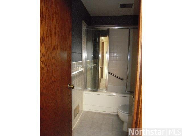 10264 Berkshire Road Bloomington, MN 55437 - Photo 2 of 10 Gallery Image 2