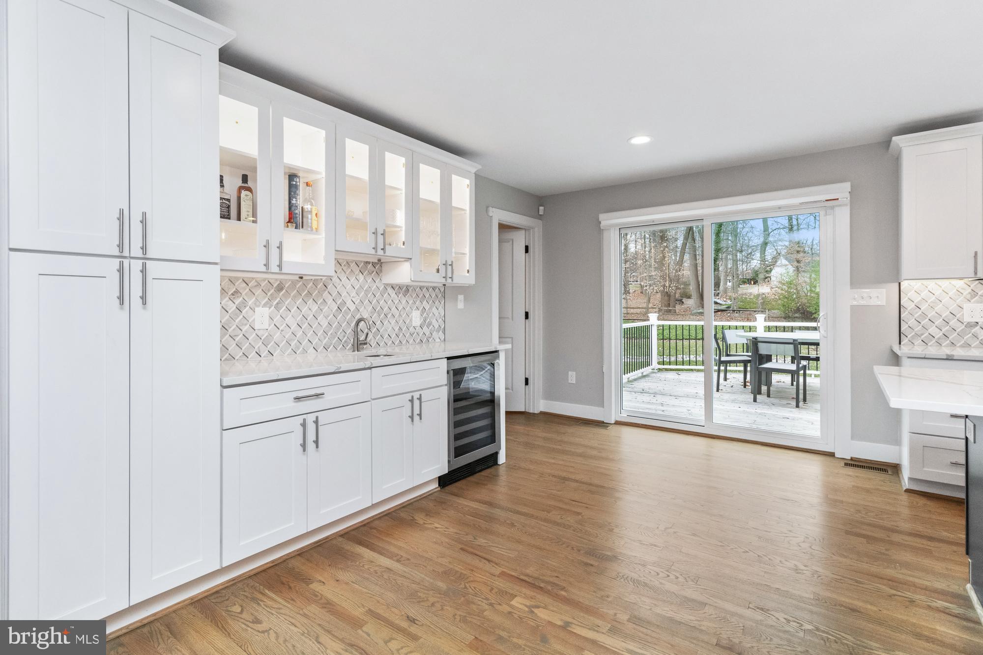 1406 Autumn Leaf Road Baltimore, MD 21286 - Photo 5 of 45 Fantastic wet bar in the kitchen w/ door to deck