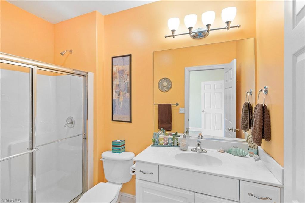 516 Beech Ridge Road Thomasville, NC 27360 - Photo 25 of 30 Lower level bathroom