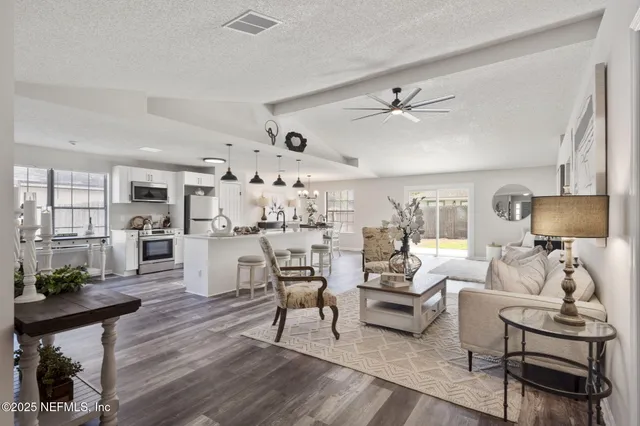 $331,900 | 2987 Quapaw Trail, Middleburg, FL 32068