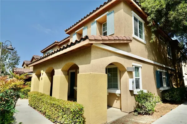 $2,400 | 25798 Iris Avenue, Moreno Valley, CA 92551