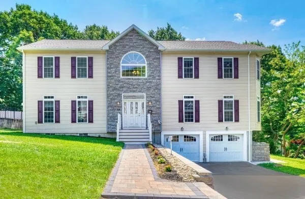 $7,950 | 18 Grant Road, Winchester, MA 01890