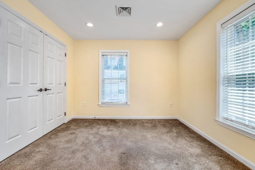 18 Grant Road Winchester, MA 01890 - Photo 10 of 14