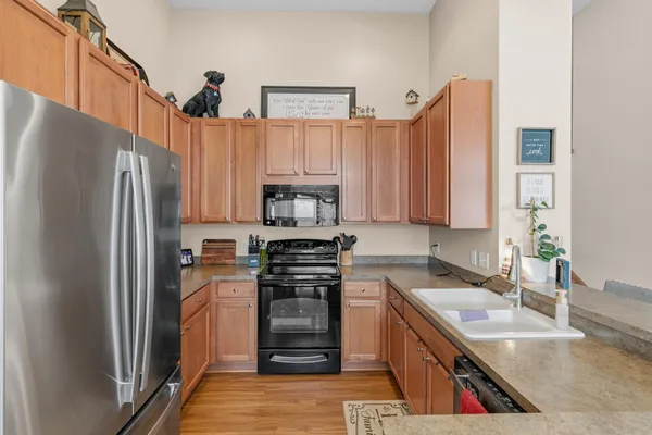 $299,900 | 15361 Falk Drive North, Hugo, MN 55038