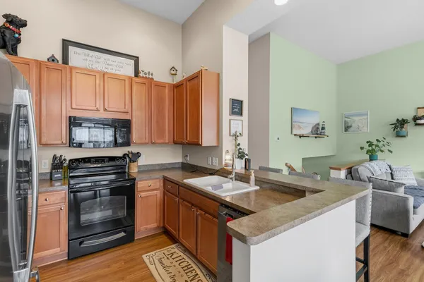 $299,900 | 15361 Falk Drive North, Hugo, MN 55038