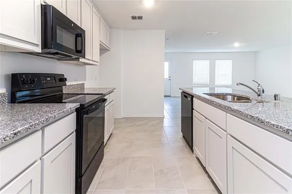 $2,100 | 404 Dewberry Street, Princeton, TX 75407