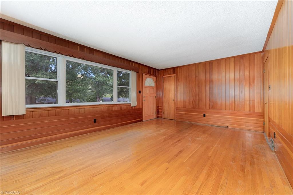 5149 Alaska Road Walkertown, NC 27051 - Photo 5 of 23 Gallery Image 5