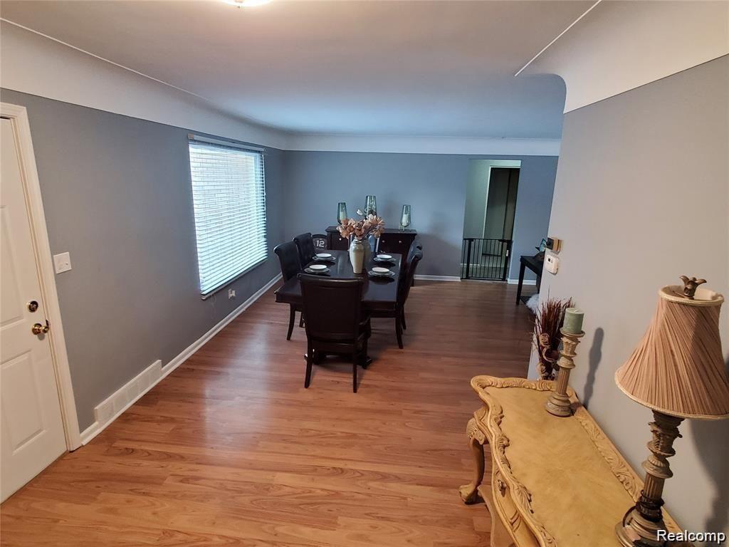 1902 Hampden Road Flint, MI 48503 - Photo 8 of 27 GetMedia (7).jpg