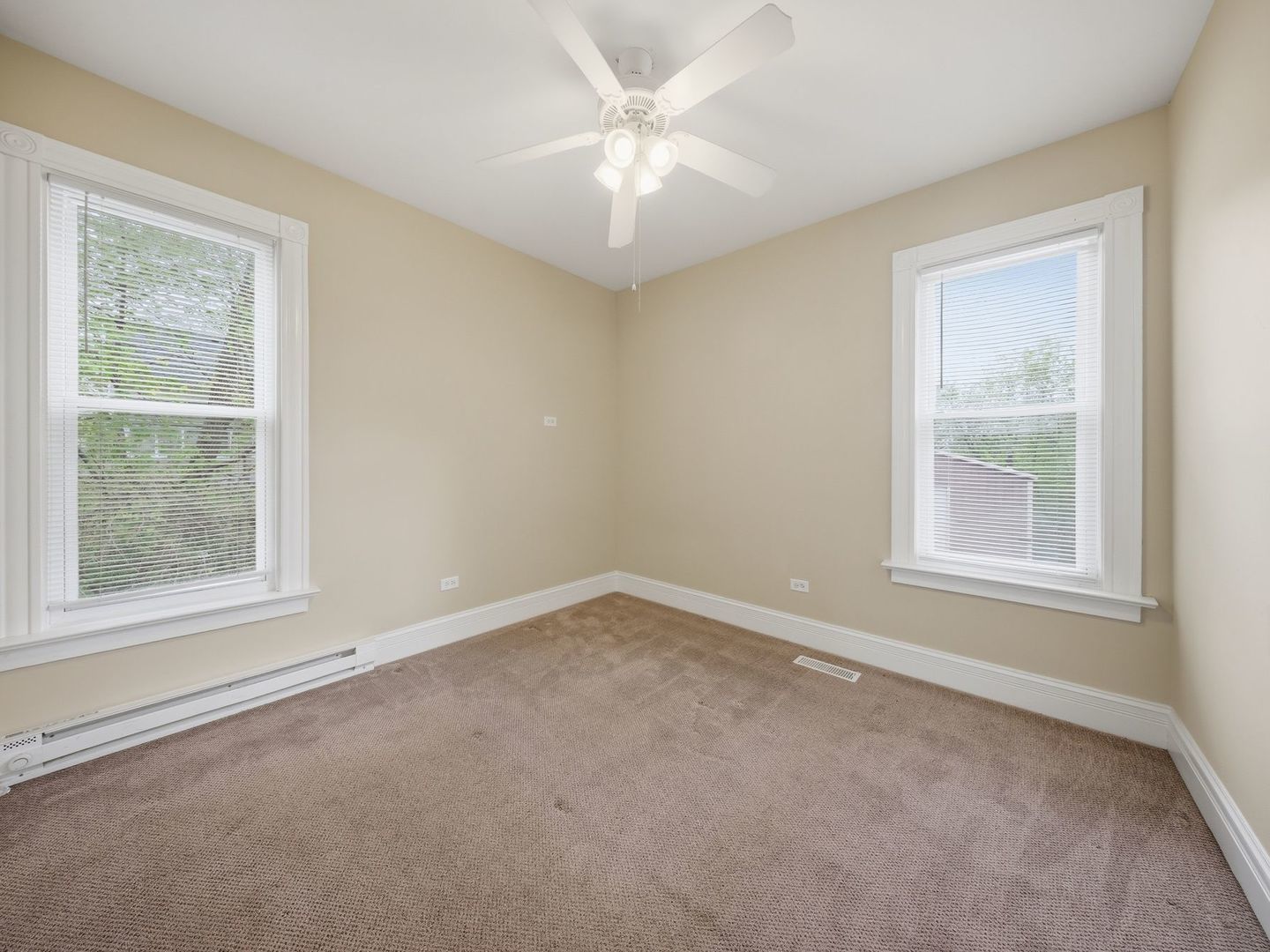 143 South Liberty Street Elgin, IL 60120 - Photo 14 of 26