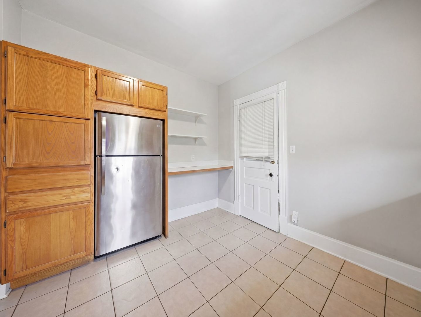 143 South Liberty Street Elgin, IL 60120 - Photo 9 of 26