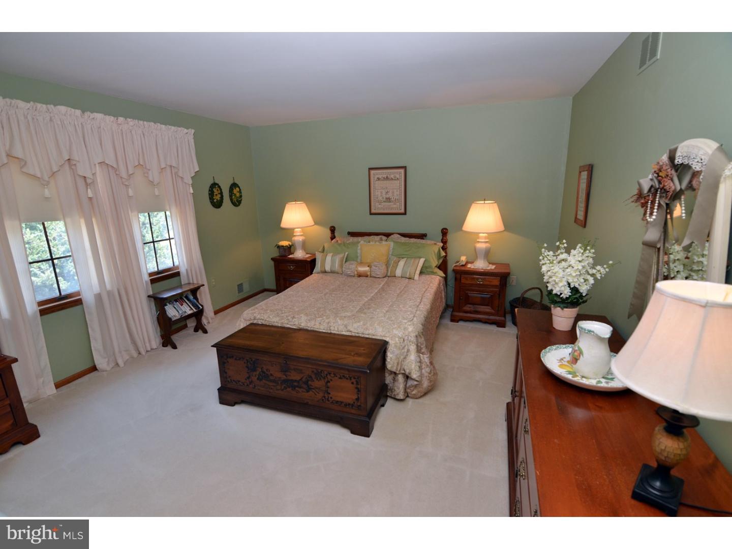 308 Ellisdale Road Crosswicks, NJ 08515 - Photo 16 of 25