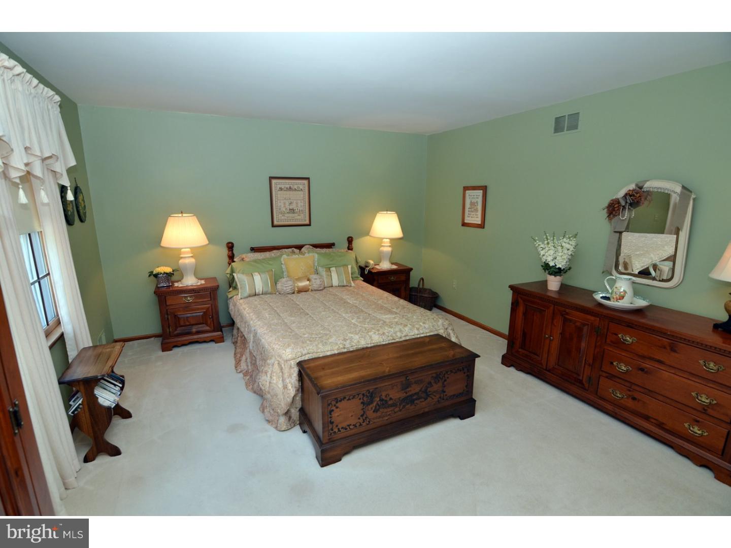 308 Ellisdale Road Crosswicks, NJ 08515 - Photo 17 of 25