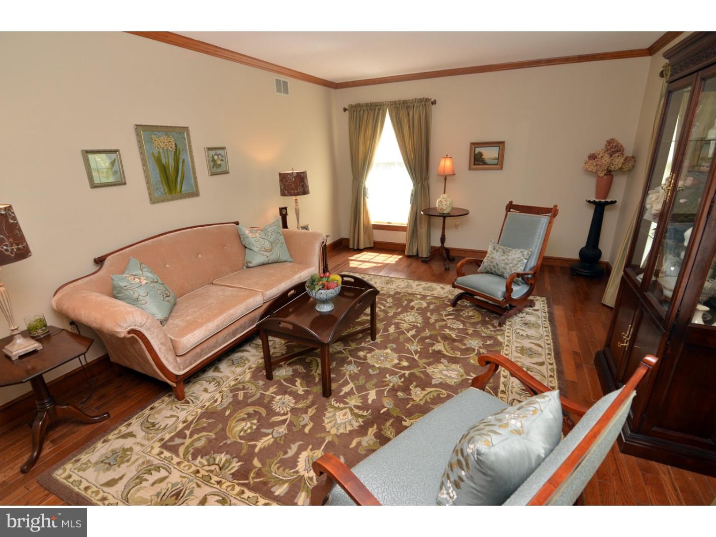 308 Ellisdale Road Crosswicks, NJ 08515 - Photo 6 of 25