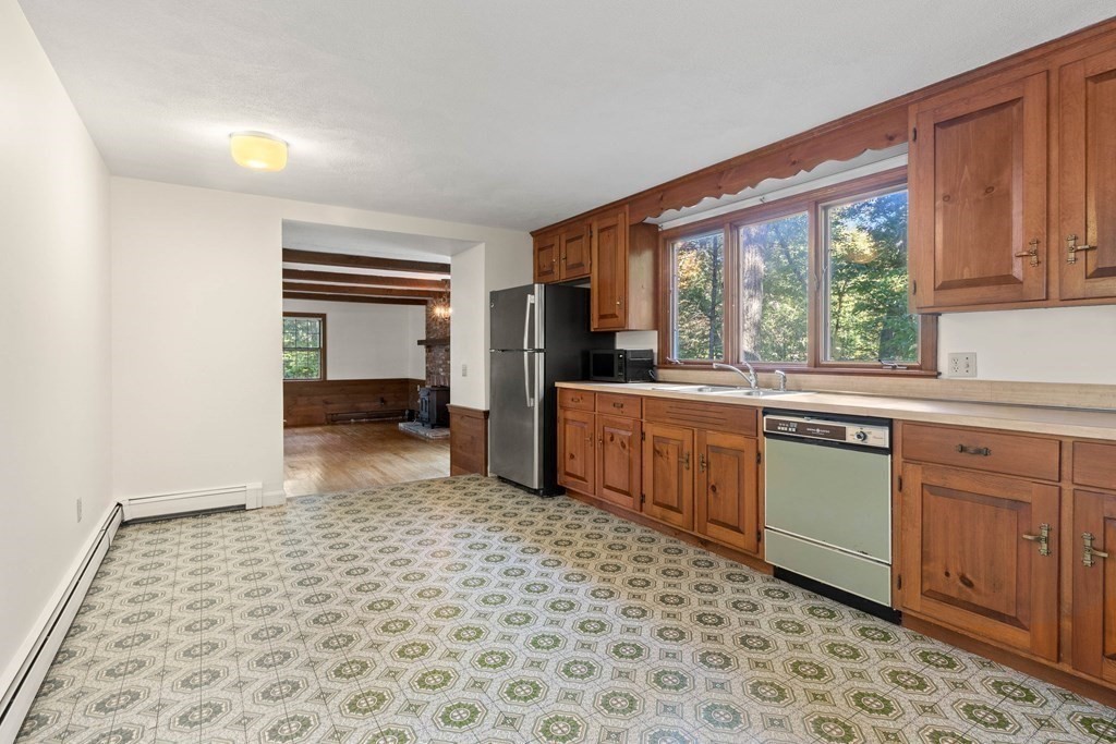 14 Inverness Circle Boxford, MA 01921 - Photo 9 of 42
