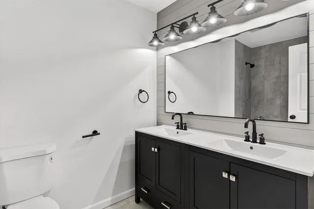 $325,000 | 12801 Corrington Avenue, Grandview, MO 64030