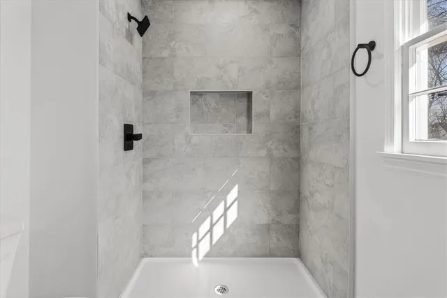 $325,000 | 12801 Corrington Avenue, Grandview, MO 64030