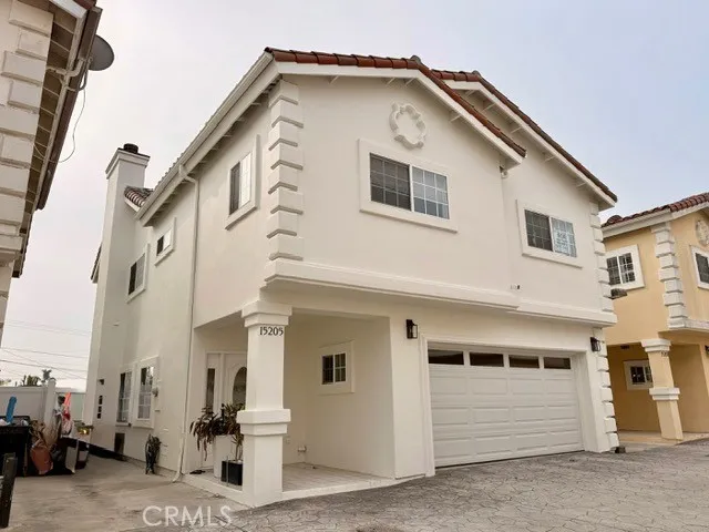 $5,200 | 15205 Larch Avenue, Lawndale, CA 90260