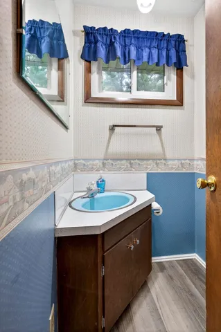 $250,000 | 633 South Cambridge Street, Wautoma, WI 54982