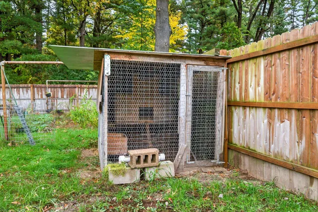 $250,000 | 633 South Cambridge Street, Wautoma, WI 54982