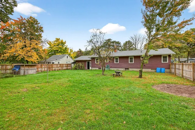 $250,000 | 633 South Cambridge Street, Wautoma, WI 54982