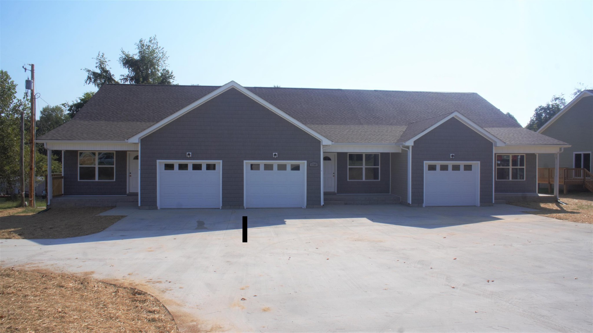 1709 Evans Road Clarksville, TN 37042 - Photo 1 of 9 Gallery Image 1