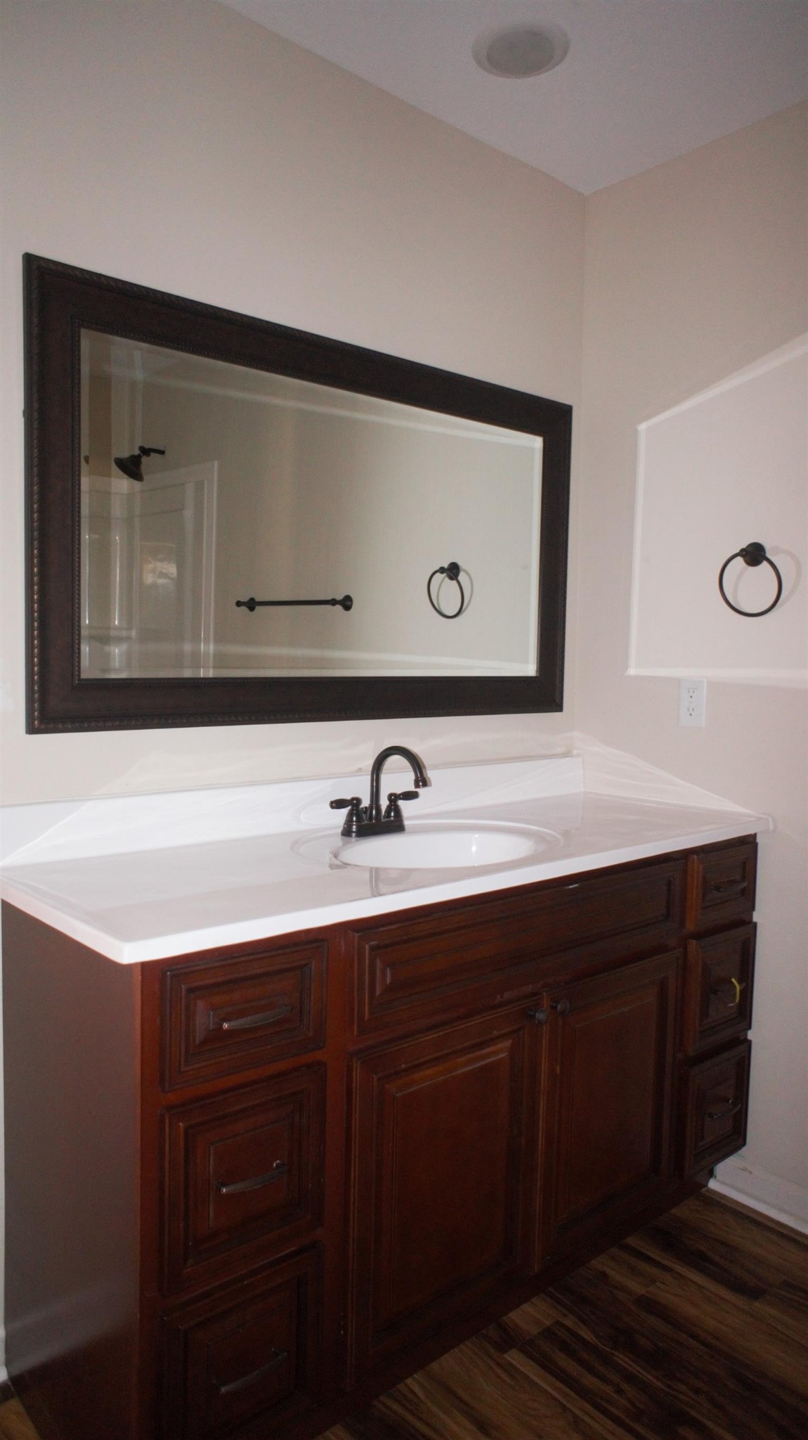 1709 Evans Road Clarksville, TN 37042 - Photo 6 of 9 Gallery Image 6