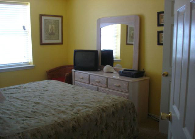 561 East Beach Boulevard, Unit 1003 Gulf Shores, AL 36542 - Photo 5 of 18 Master Bedroom