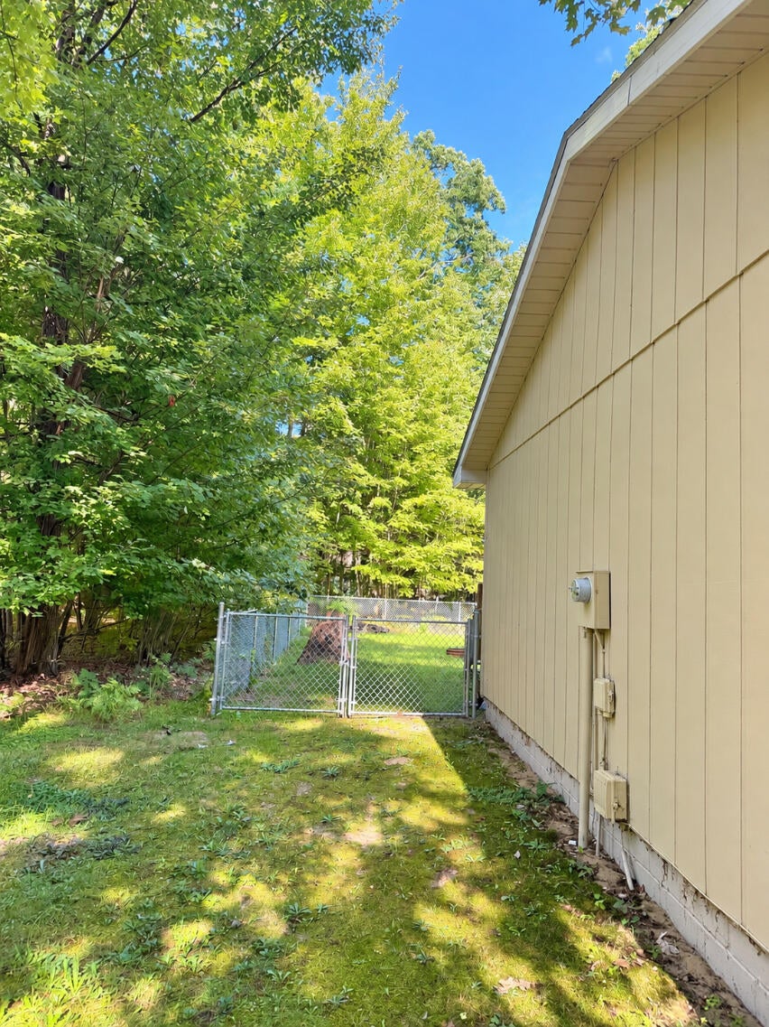 206 Rising Fawn Trail Roscommon, MI 48653 - Photo 46 of 51 Gallery Image 46