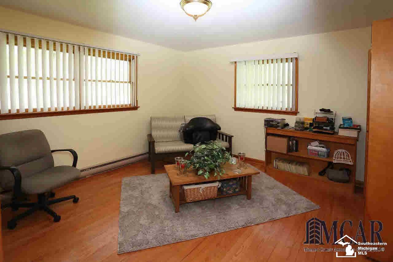 8775 North Custer Road Monroe, MI 48162 - Photo 14 of 28 21290448-13.JPG