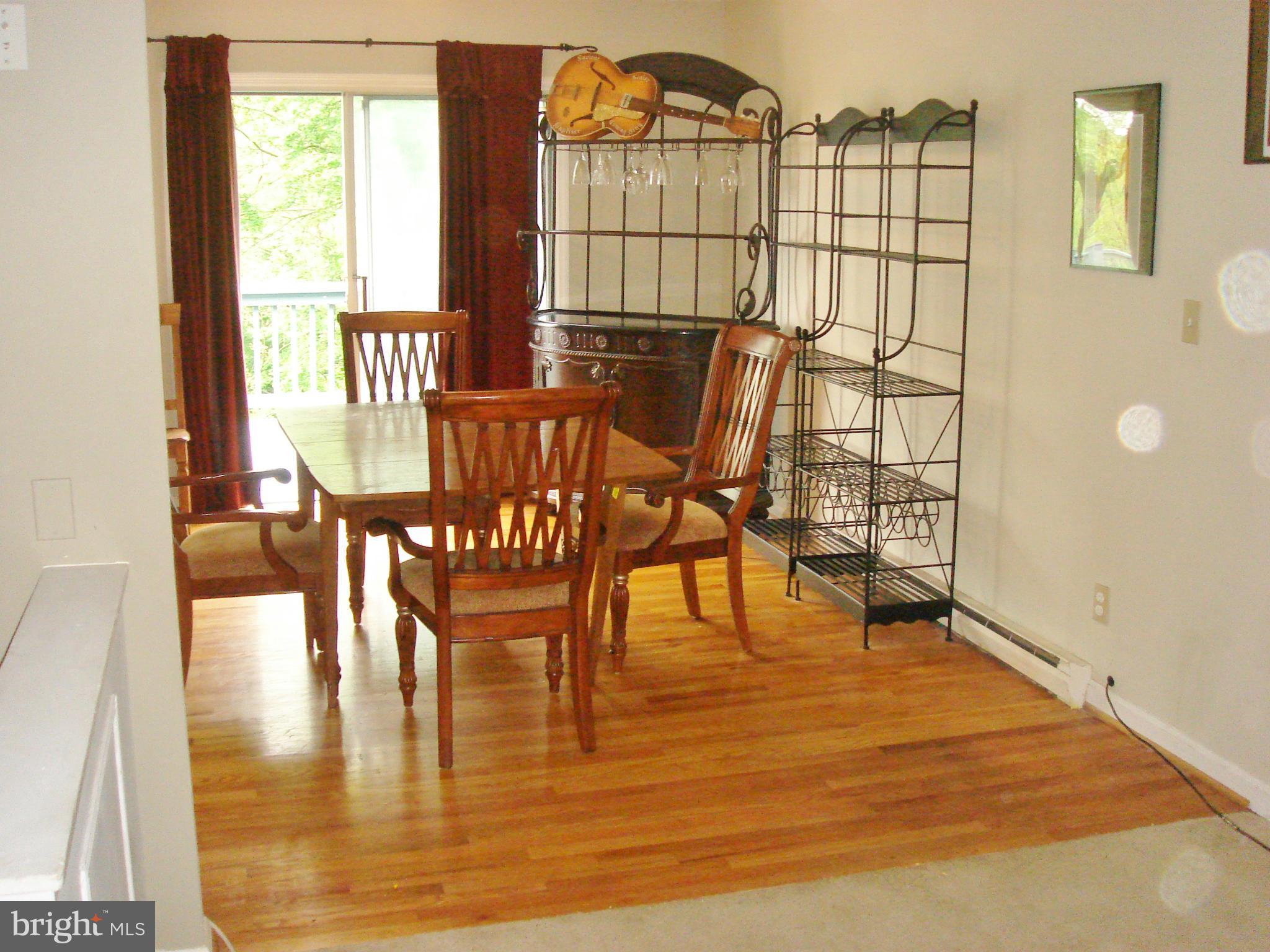 20 Ridgeview Drive Westminster, MD 21157 - Photo 11 of 28 Dining Room