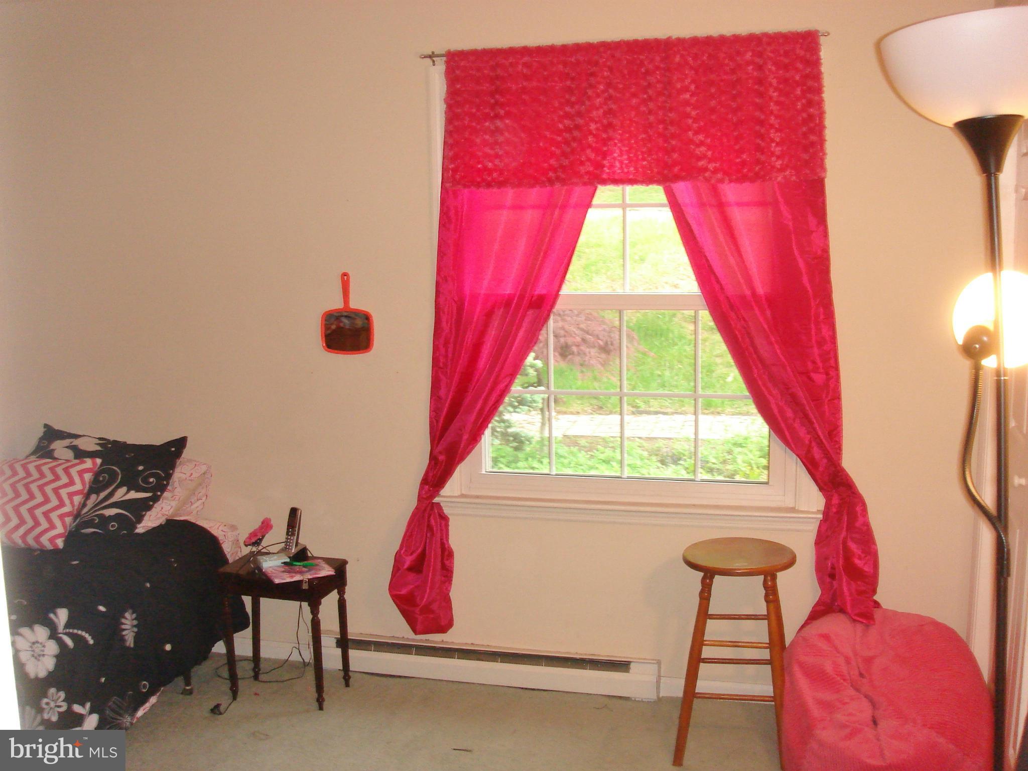 20 Ridgeview Drive Westminster, MD 21157 - Photo 18 of 28 Bedroom