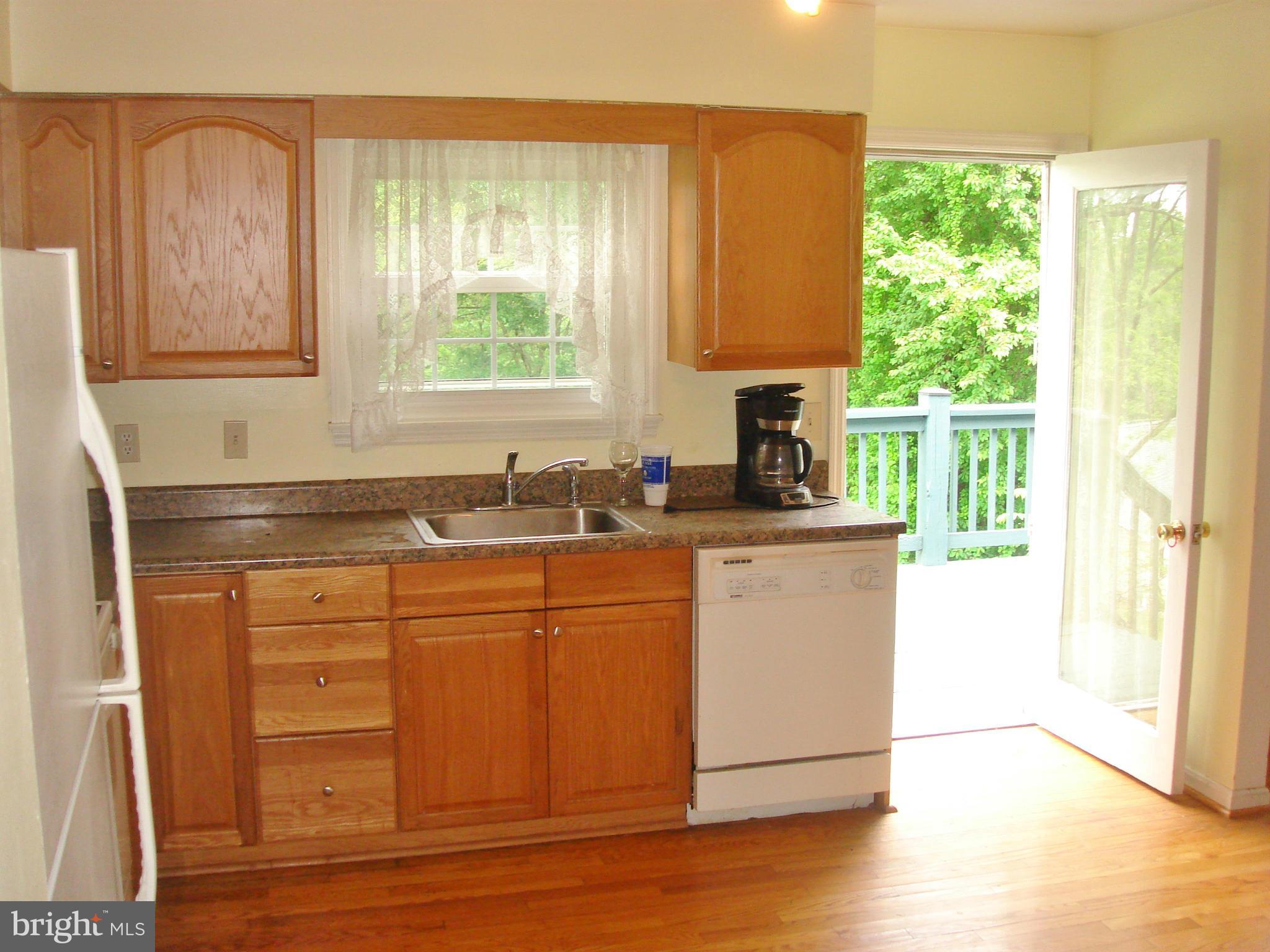 20 Ridgeview Drive Westminster, MD 21157 - Photo 3 of 28 Kitchen