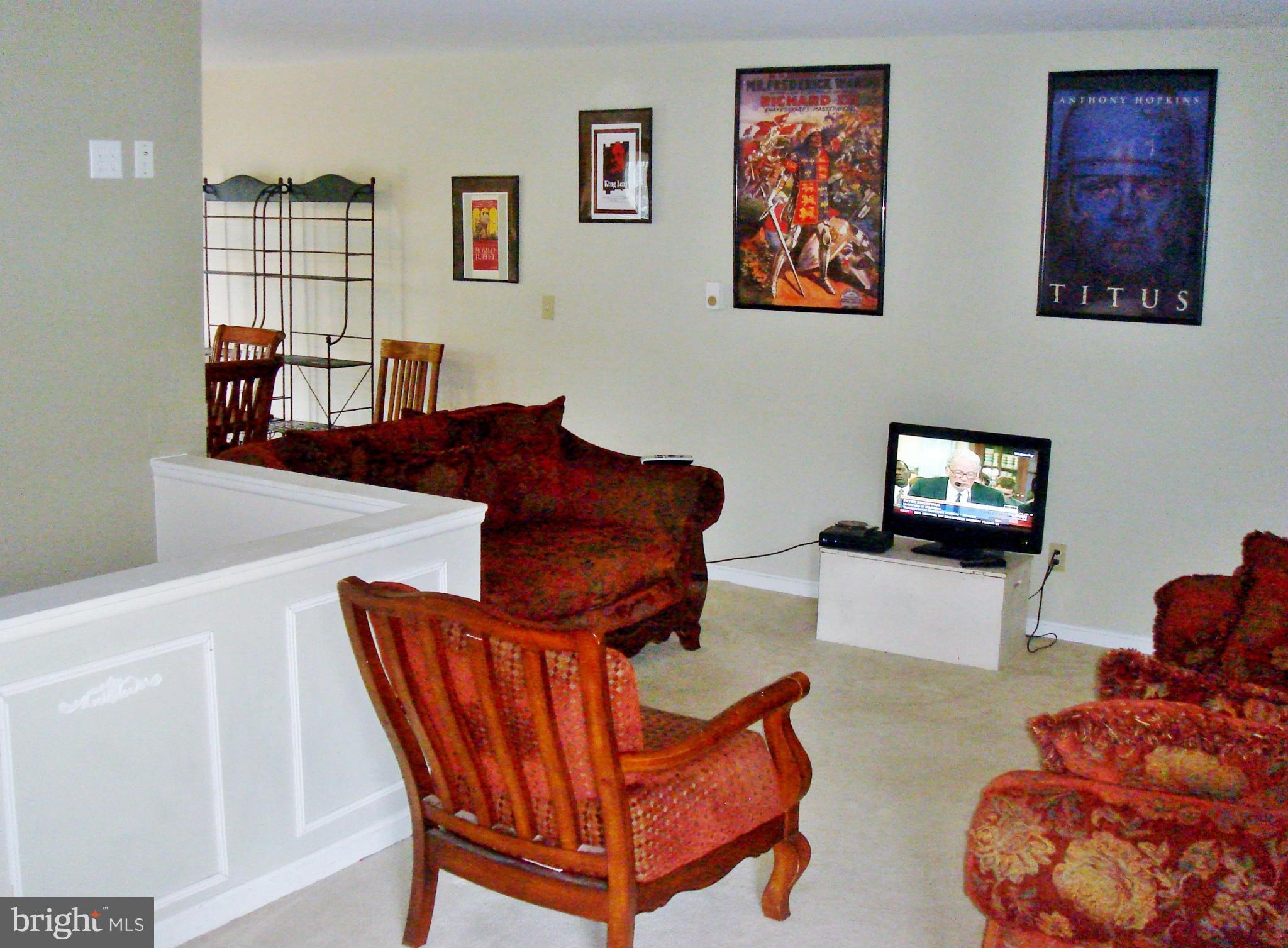 20 Ridgeview Drive Westminster, MD 21157 - Photo 6 of 28 Interior (General)