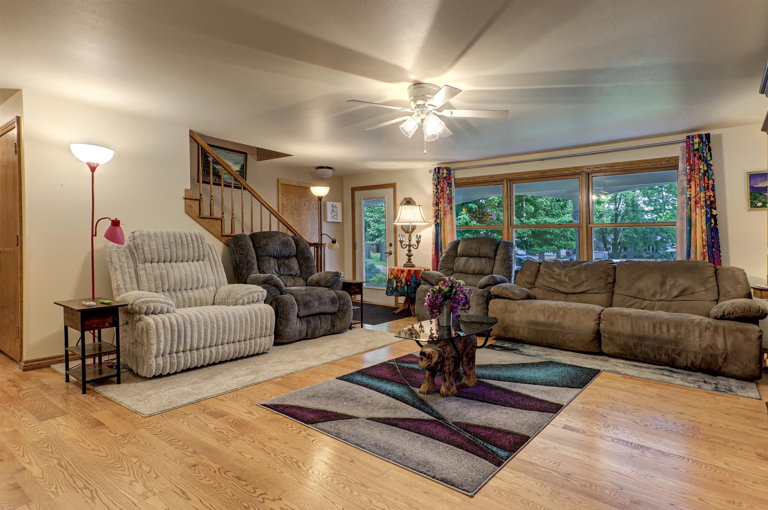 430 Fairview Way Shawano, WI 54166 - Photo 9 of 49