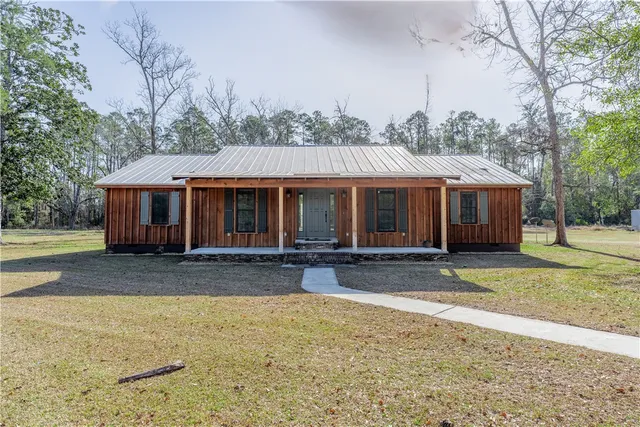 $309,000 | 1721 Minnesota Avenue, Waycross, GA 31503