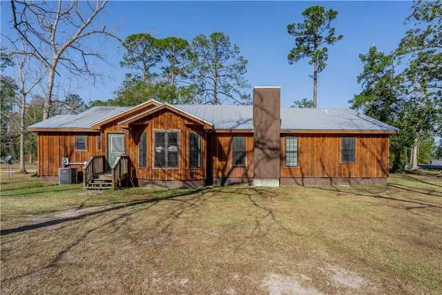 $309,000 | 1721 Minnesota Avenue, Waycross, GA 31503