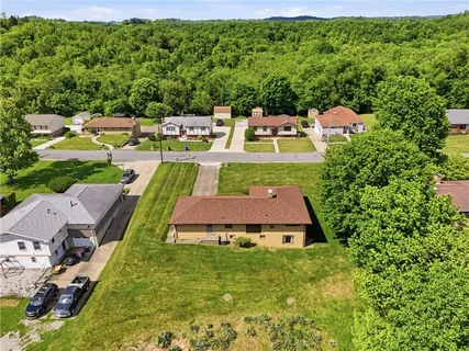 $284,900 | 505 Fannie St Extension, McDonald, PA 15057