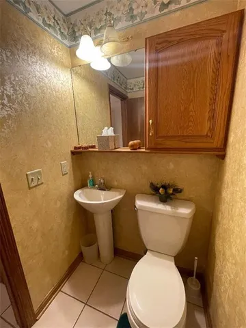 $359,900 | 1445 Winterberry Court, Unit 2B, Hermitage, PA 16148