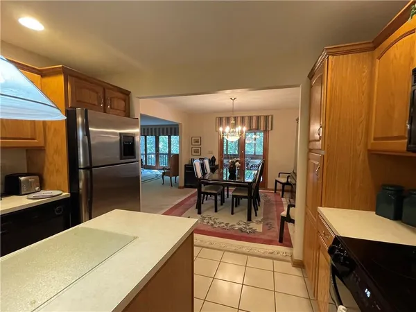 $339,900 | 1445 Winterberry Court, Unit 2B, Hermitage, PA 16148