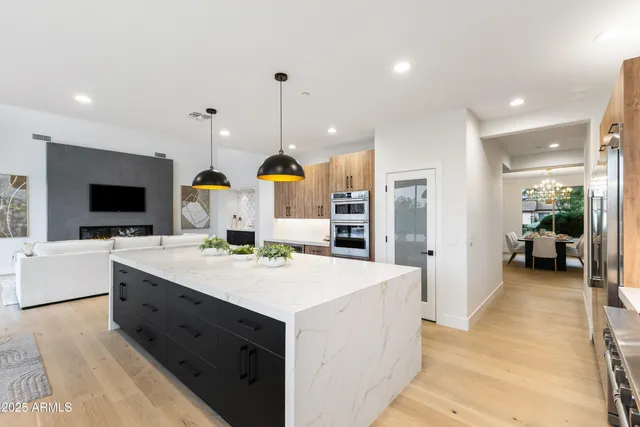 $2,299,000 | 27589 North 61st Place, Scottsdale, AZ 85266