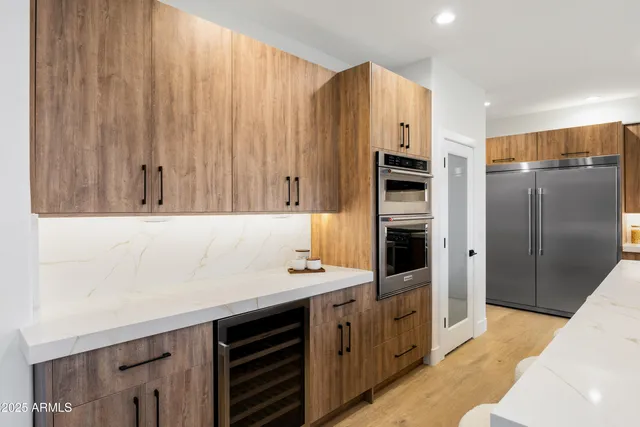 $2,291,000 | 27589 North 61st Place, Scottsdale, AZ 85266